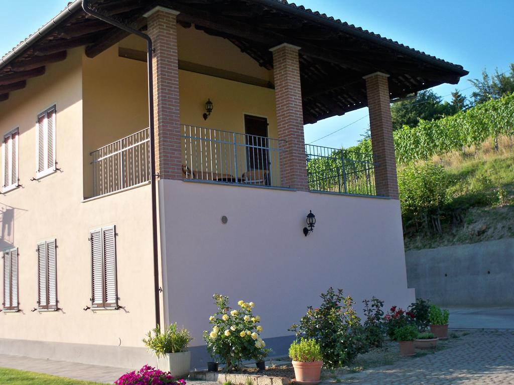 Cascina La Corte Bed & Breakfast Neive Exterior photo